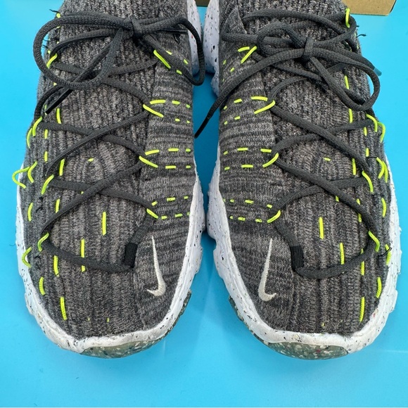 NIKE SPACE HIPPIE 04 BLACK-VOLT-WHITE Men’s Sz. 11.5 - Picture 6 of 10